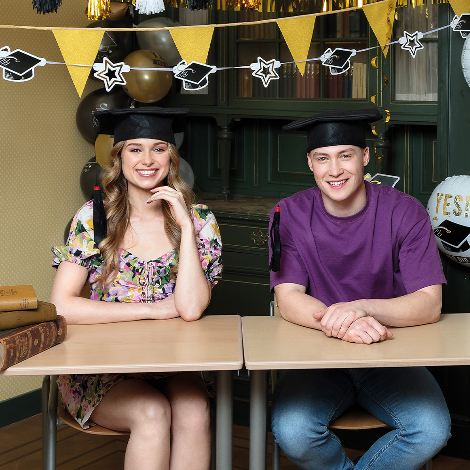 Chapéu Universitário Económico