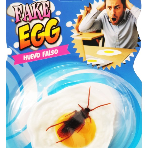 Ovo Estrelado falso com Barata