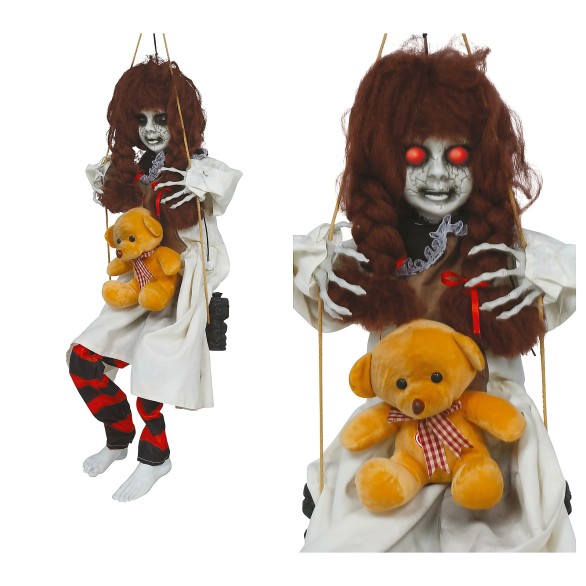 Menina Zombie no Baloiço
